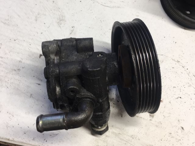 bontott VW GOLF IV Kormányszervó Motor (Hidraulikus)