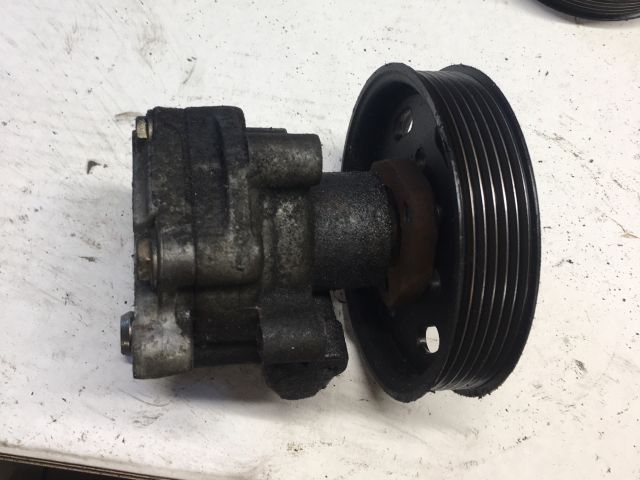 bontott VW GOLF IV Kormányszervó Motor (Hidraulikus)