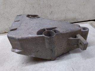 bontott VW GOLF IV Motor Tartó Bak (Fém)