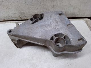 bontott VW GOLF IV Motor Tartó Bak (Fém)