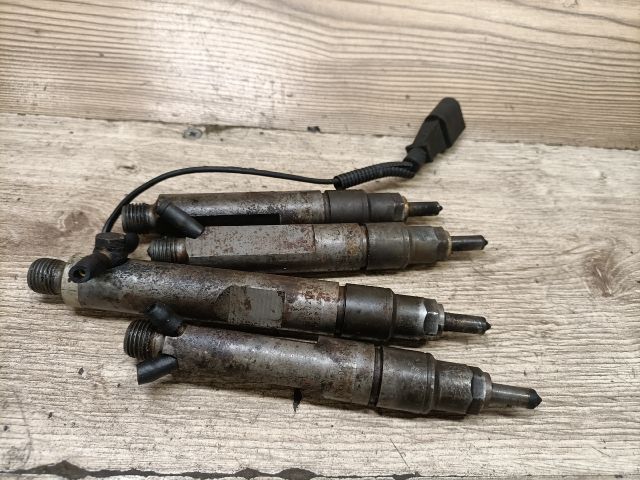 bontott VW GOLF IV Porlasztó (1 db)