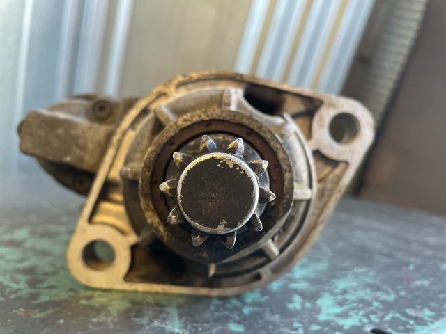 bontott VW GOLF IV Önindító