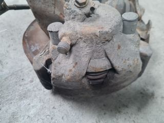 bontott VW GOLF IV Első Pár Fék Szett (Nyereg, Tárcsa, Betét)