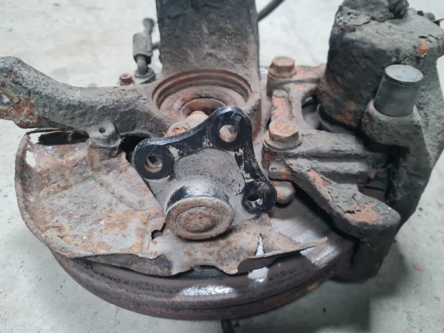 bontott VW GOLF IV Első Pár Fék Szett (Nyereg, Tárcsa, Betét)