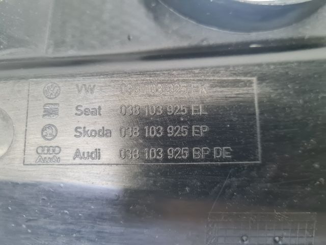 bontott VW GOLF IV Felső Motorburkolat