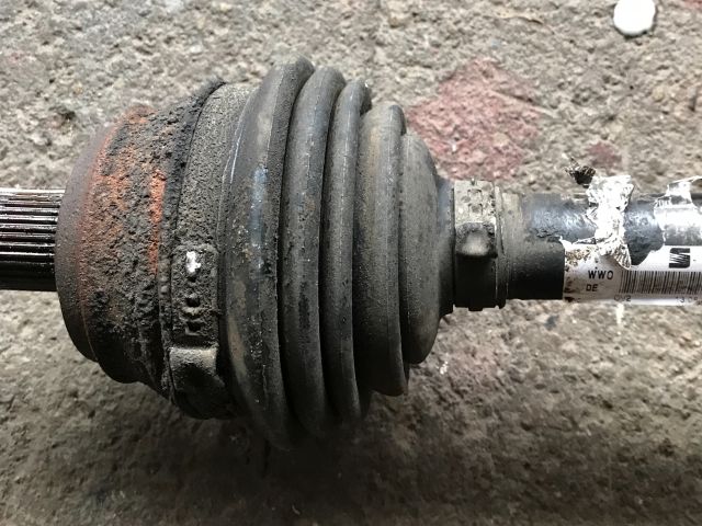 bontott VW GOLF IV Jobb hátsó Féltengely