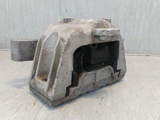 bontott VW GOLF IV Motor Tartó Bak (Fém)