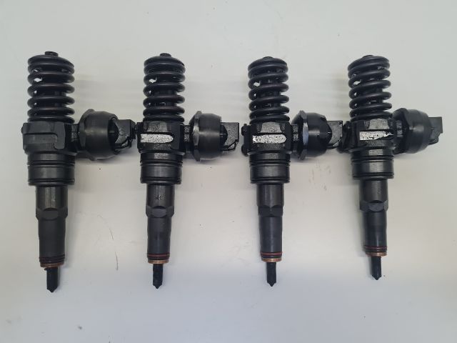 bontott VW GOLF IV Porlasztó Sor / Híd