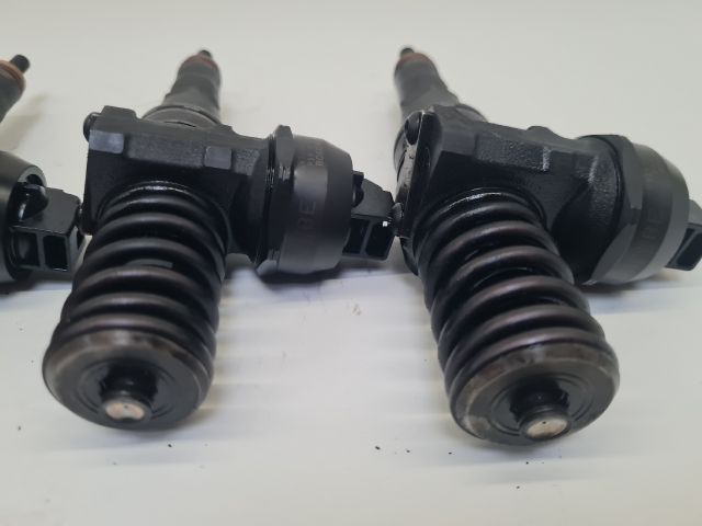 bontott VW GOLF IV Porlasztó Sor / Híd