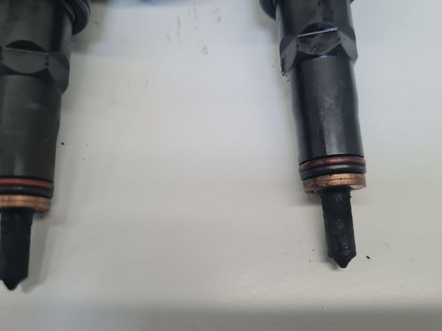 bontott VW GOLF IV Porlasztó Sor / Híd