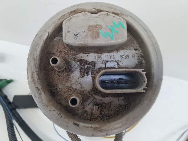 bontott VW GOLF IV Üzemanyag Szivattyú