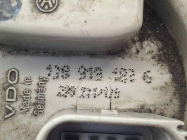 bontott VW GOLF IV Üzemanyag Szivattyú