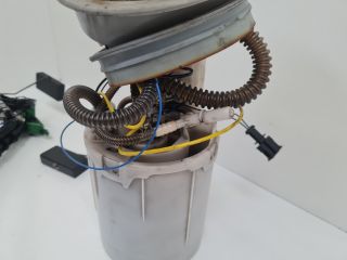 bontott VW GOLF IV Üzemanyag Szivattyú