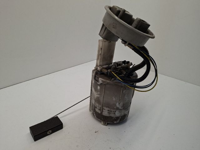 bontott VW GOLF IV Üzemanyag Szivattyú