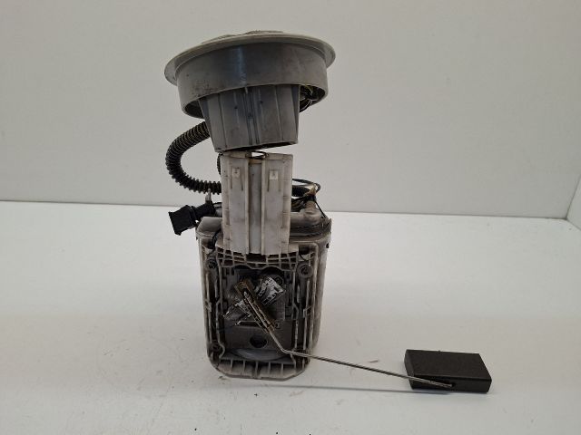 bontott VW GOLF IV Üzemanyag Szivattyú