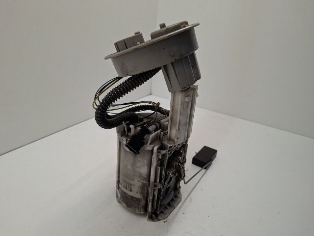 bontott VW GOLF IV Üzemanyag Szivattyú