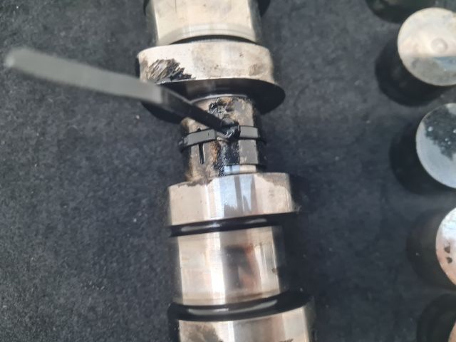 bontott VW GOLF IV Vezérműtengely (Magában)