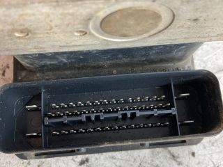 bontott VW GOLF IV ABS Kocka