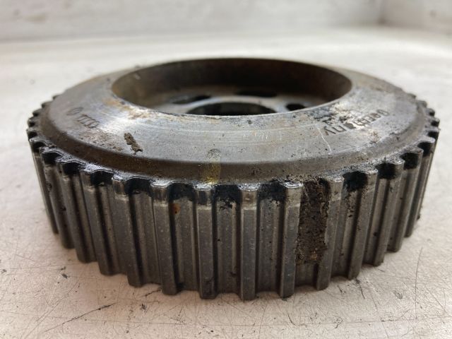 bontott VW GOLF IV Adagoló Bordáskerék / Lánckerék