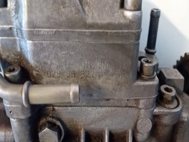 bontott VW GOLF IV Adagoló