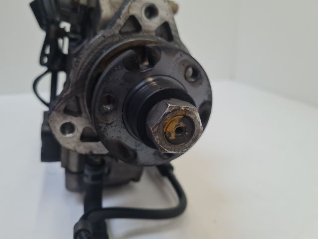 bontott VW GOLF IV Adagoló