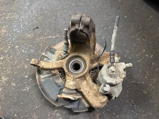 bontott VW GOLF IV Bal első Csonkállvány Kerékaggyal