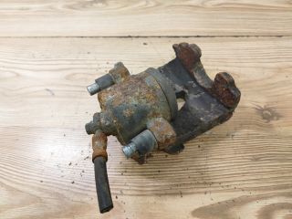 bontott VW GOLF IV Bal első Féknyereg Munkahengerrel