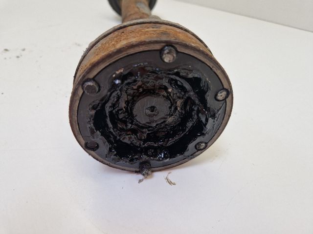 bontott VW GOLF IV Bal Féltengely