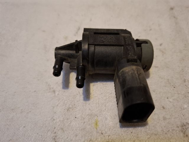 bontott VW GOLF IV EGR / AGR Vákum Szelep