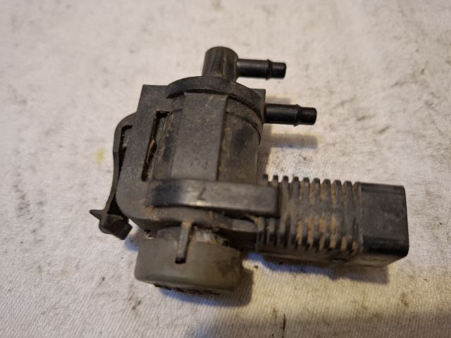 bontott VW GOLF IV EGR / AGR Vákum Szelep