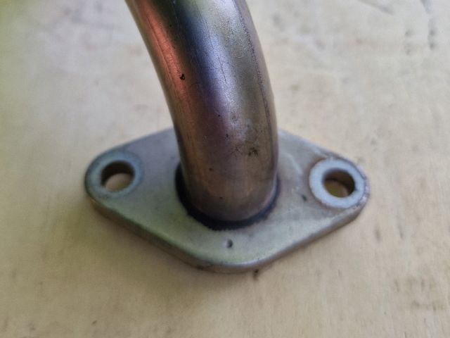 bontott VW GOLF IV EGR Hűtő Cső