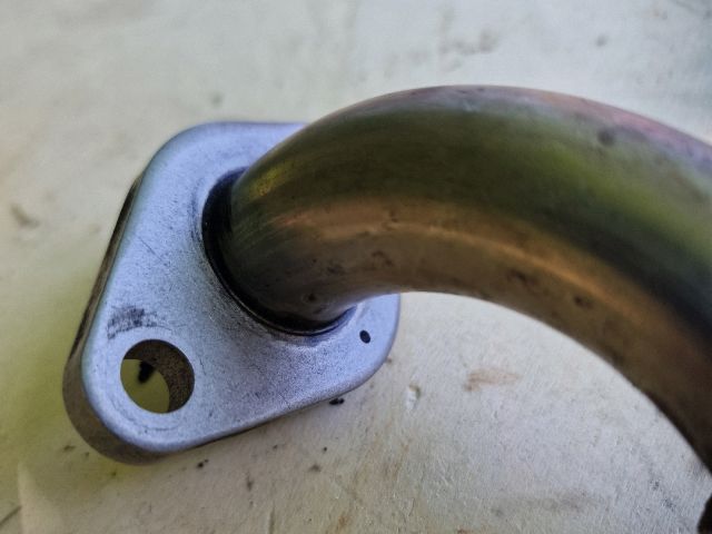 bontott VW GOLF IV EGR Hűtő Cső