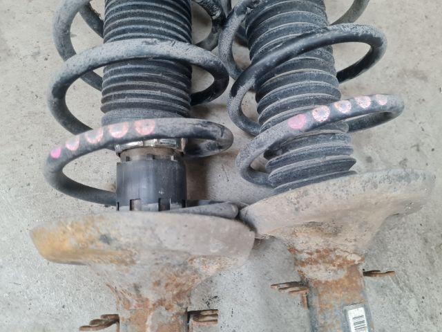 bontott VW GOLF IV Első Lengéscsillapító Pár