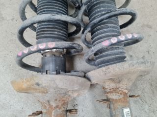 bontott VW GOLF IV Első Lengéscsillapító Pár