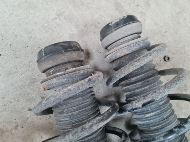 bontott VW GOLF IV Első Lengéscsillapító Pár