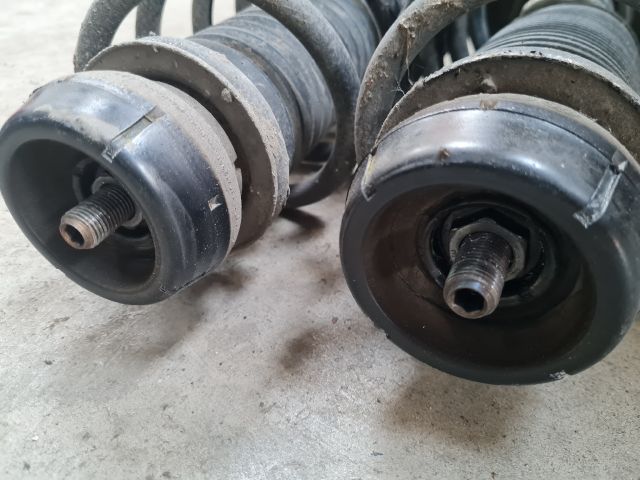 bontott VW GOLF IV Első Lengéscsillapító Pár