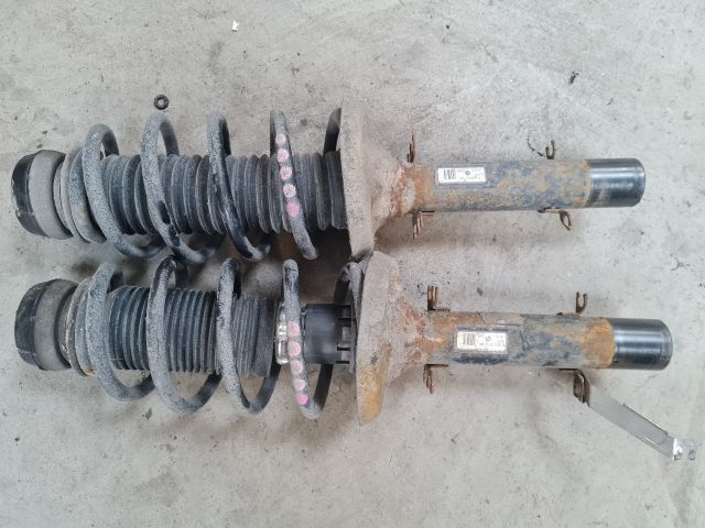 bontott VW GOLF IV Első Lengéscsillapító Pár