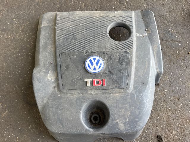 bontott VW GOLF IV Felső Motorburkolat