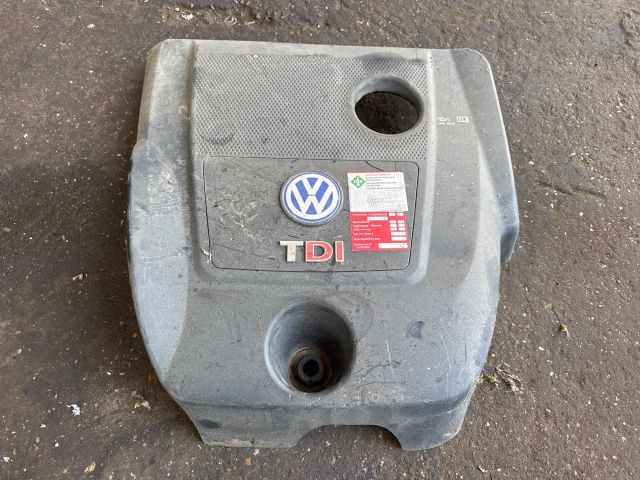 bontott VW GOLF IV Felső Motorburkolat
