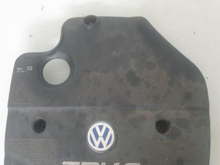 bontott VW GOLF IV Felső Motorburkolat