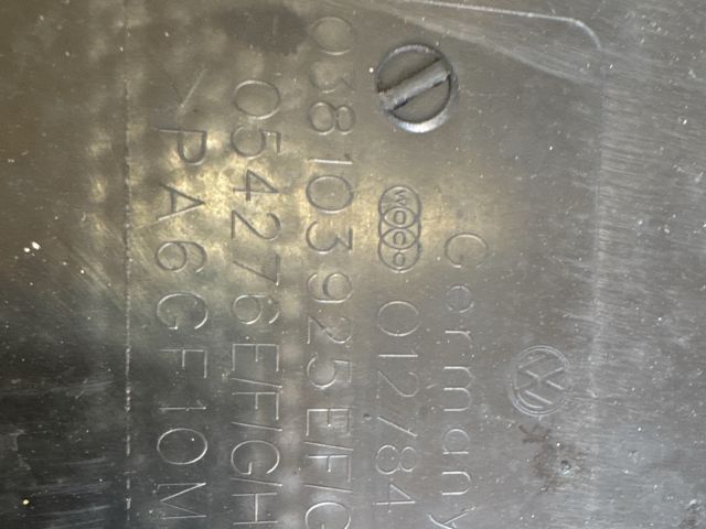 bontott VW GOLF IV Felső Motorburkolat