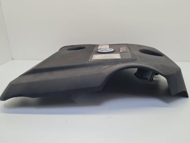 bontott VW GOLF IV Felső Motorburkolat