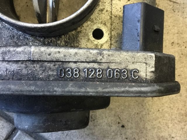 bontott VW GOLF IV Fojtószelep (Elektromos)