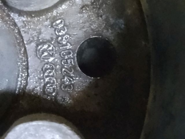 bontott VW GOLF IV Főtengely Szíjtárcsa