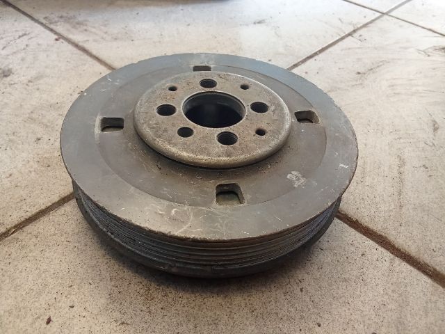 bontott VW GOLF IV Főtengely Szíjtárcsa