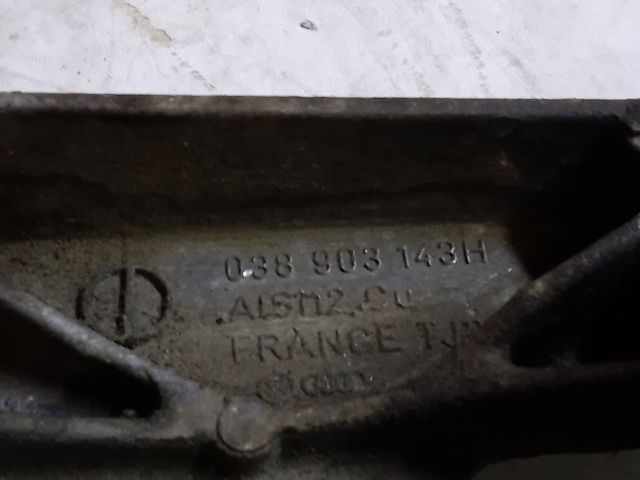 bontott VW GOLF IV Generátor Tartó Bak