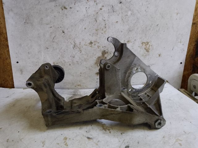 bontott VW GOLF IV Generátor Tartó Bak