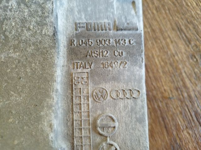 bontott VW GOLF IV Generátor Tartó Bak