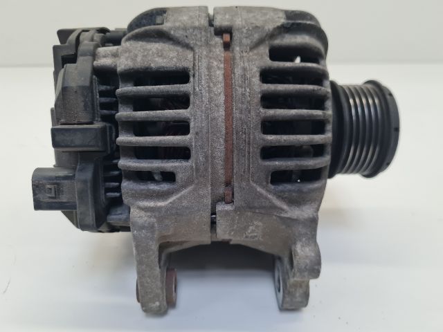 bontott VW GOLF IV Generátor