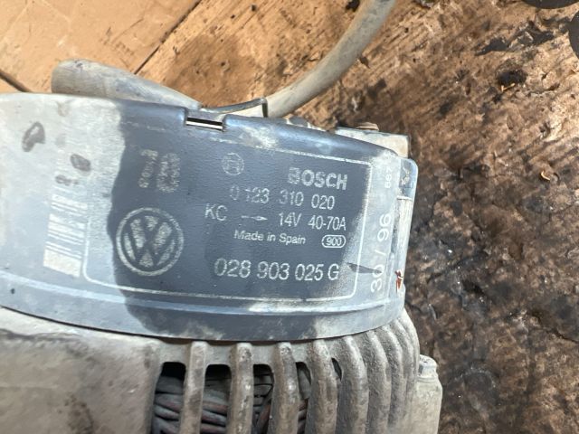 bontott VW GOLF IV Generátor